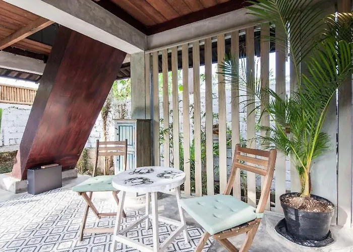 Private Auroville 1 *